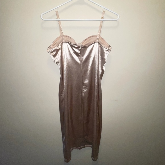 Shiny tight bodycon - Picture 2 of 2